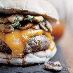 Hamburguesa Media Libra Especial