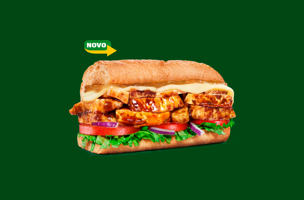 Pão 9 Grãos, Frango Teriyaki em dobro, Mussarela, Alface, Tomate, Cebola Roxa, Molho Cebola Agridoce.