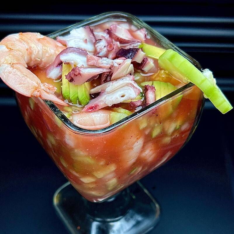 Cóctel de Camarón y Pulpo