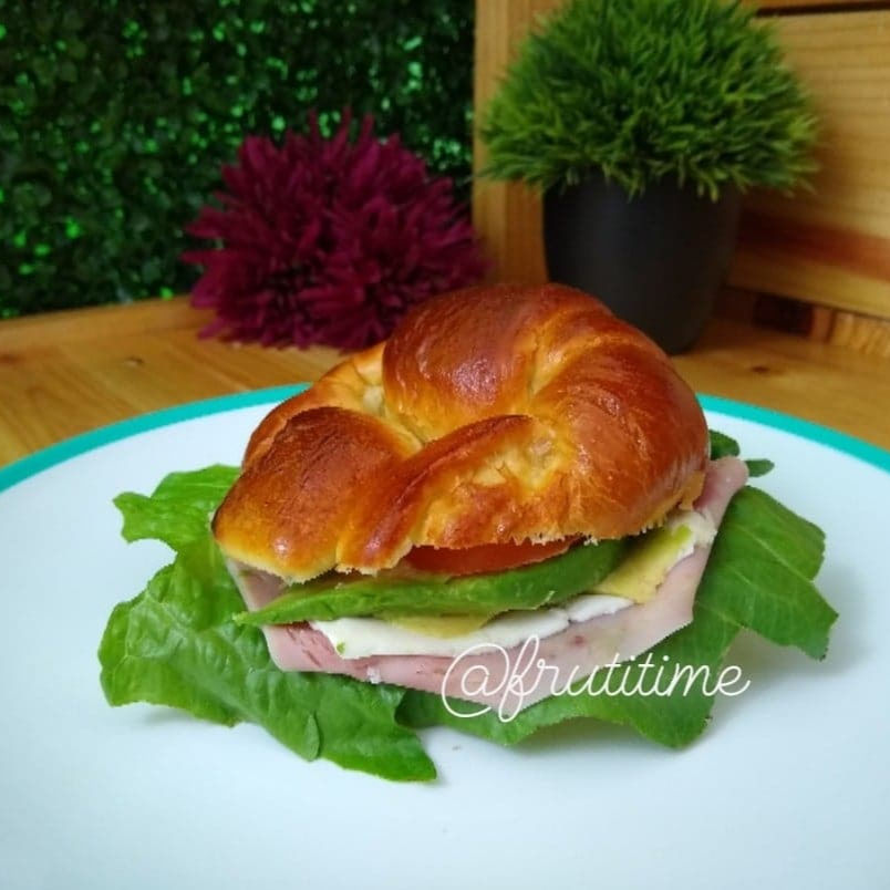 Croissant de Jamón