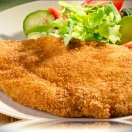 MILANESA+ENSALADA+ PAPAS+FROJILES