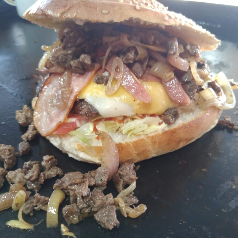 Hamburguesa Súper de Carne Asada