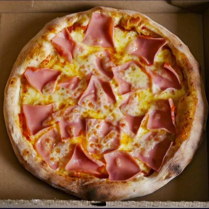 Pizza Tradicional Americana