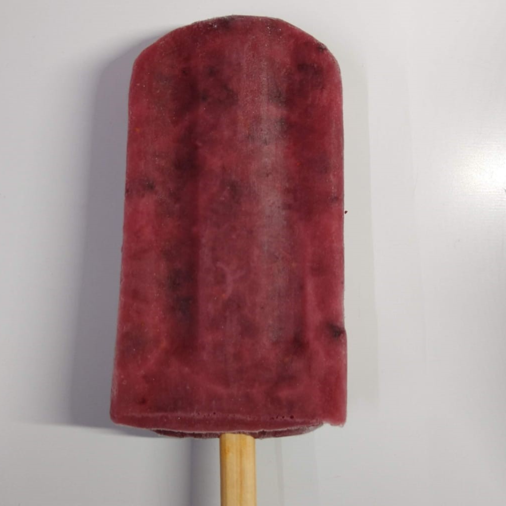 Paleta de vino tinto con Frutos Rojos