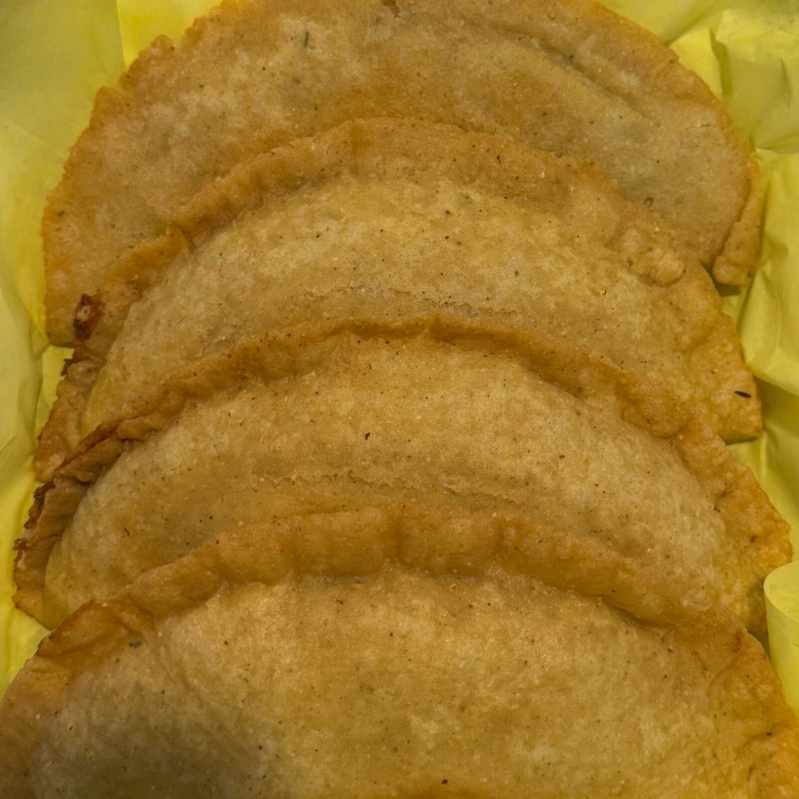Orden de 3 Empanadas de Maíz de Frijoles