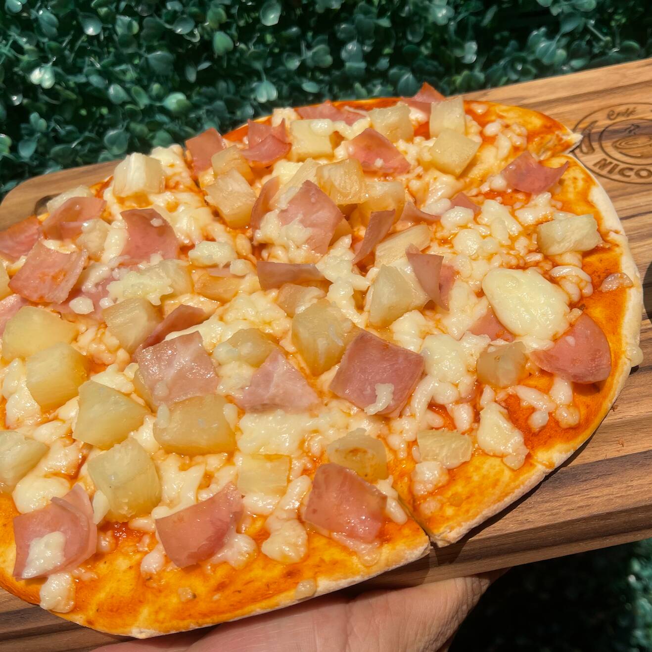 Pizza Hawaiana