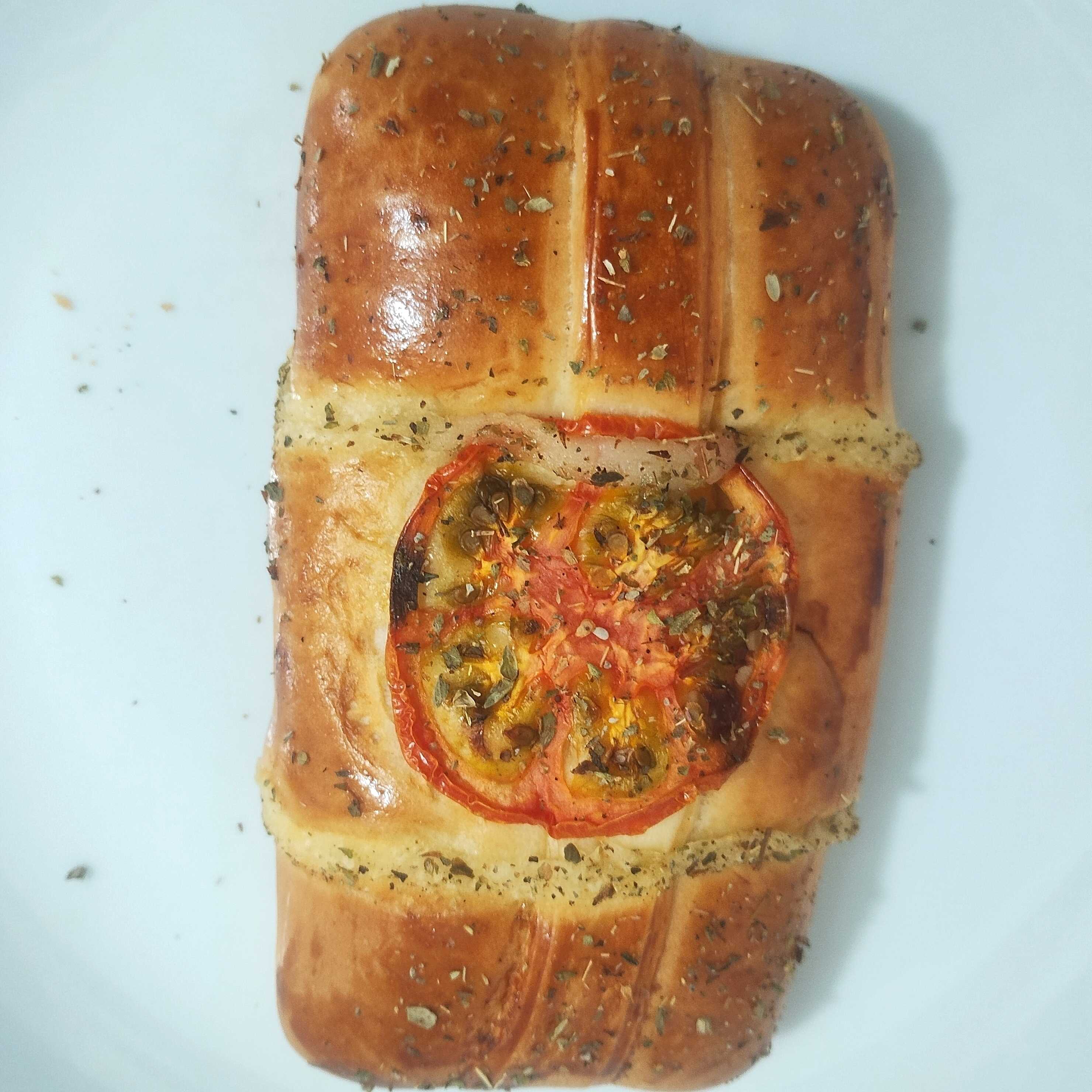 Queijo, presunto, tomate e oregano