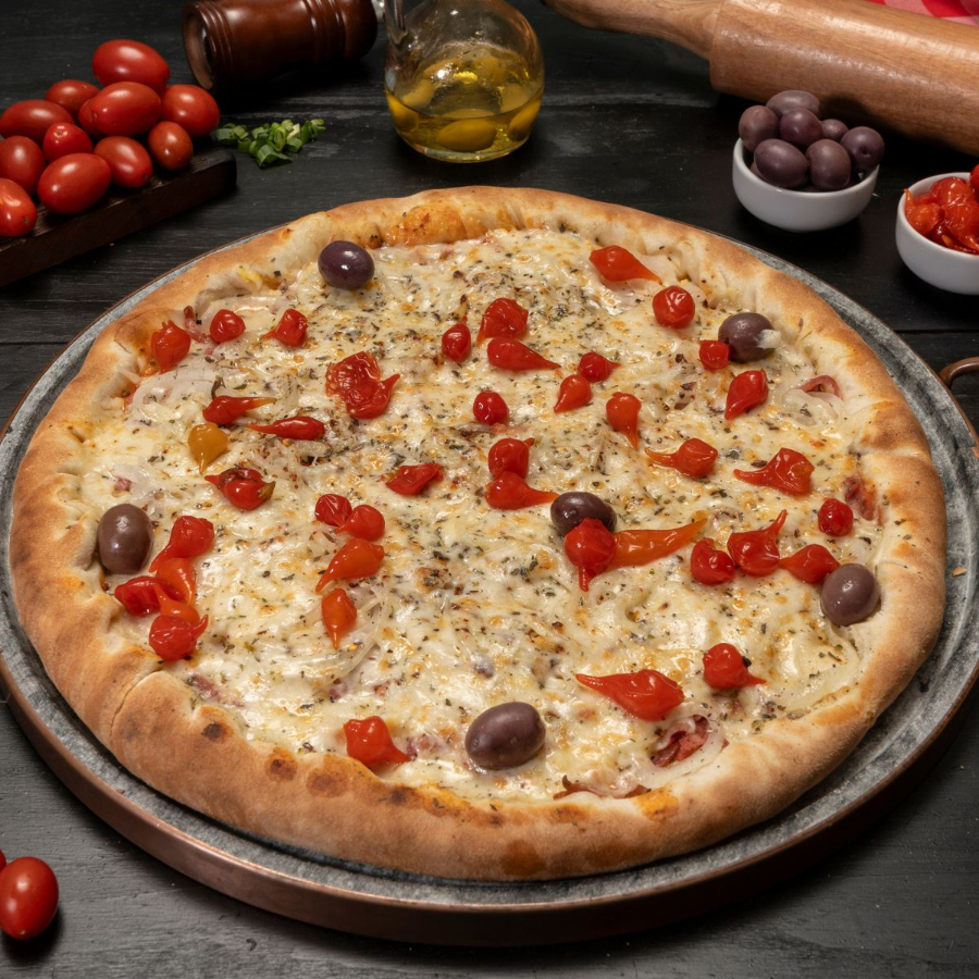 Na compra de 2 pizzas ou mais, ganhe uma Coca Cola 2L