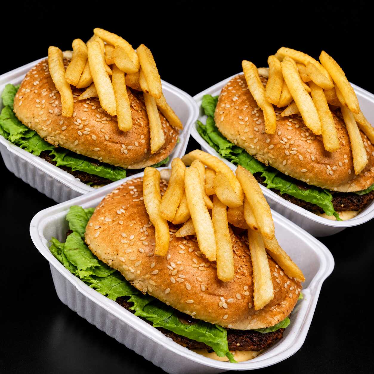 3 Hamburguesas Sencillas con Papas