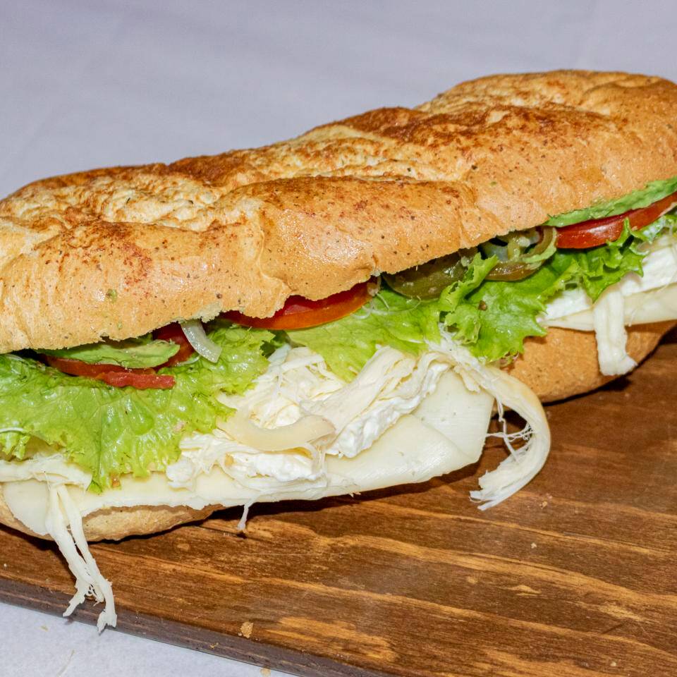 Ensalada + Baguette Tres Quesos
