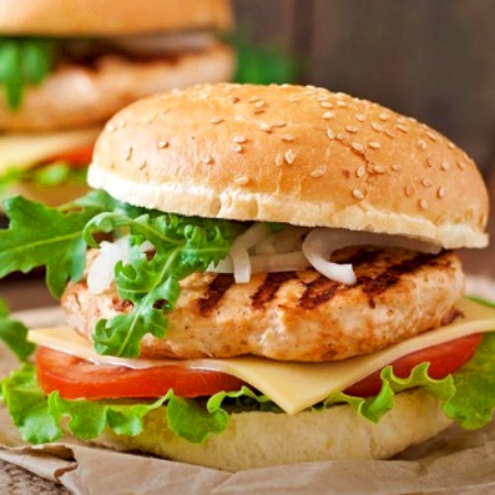 Hamburguesa de Pechuga de Pollo