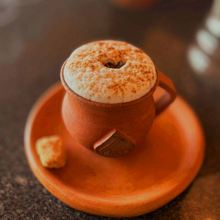 CAFE CON LECHE