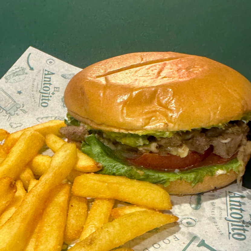 Hamburguesa Sencilla con Papas