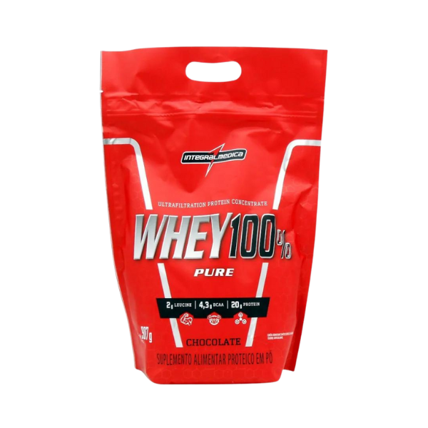 Descubra o Whey Protein 100% Pure da Integralmedica, ideal para quem busca ganho muscular e recuperação rápida pós-treino. Com alta concentração proteica (20g por dose) e 4,3g de Bcaa essenciais, este suplemento promove síntese proteica eficiente e suporte à resistência. Seu sabor chocolate oferece uma experiência saborosa sem abrir mão da nutrição. Perfeito para atletas, praticantes de atividade física e quem quer manter uma alimentação equilibrada.
- Proteína concentrada por ultrafiltração, garantindo pureza e absorção rápida
- Rico em Bcaa e leucina para recuperação muscular eficaz
- Praticidade em embalagem refil de 900g, ideal para consumo contínuo
- Sabor chocolate delicioso, fácil de preparar com água ou leite