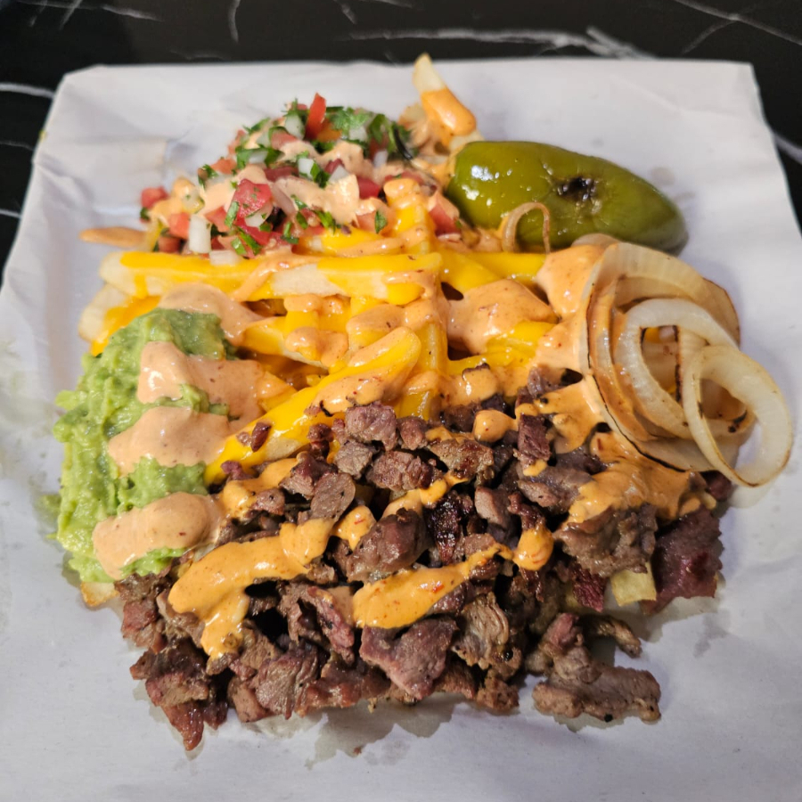 Papas con Carne y Queso