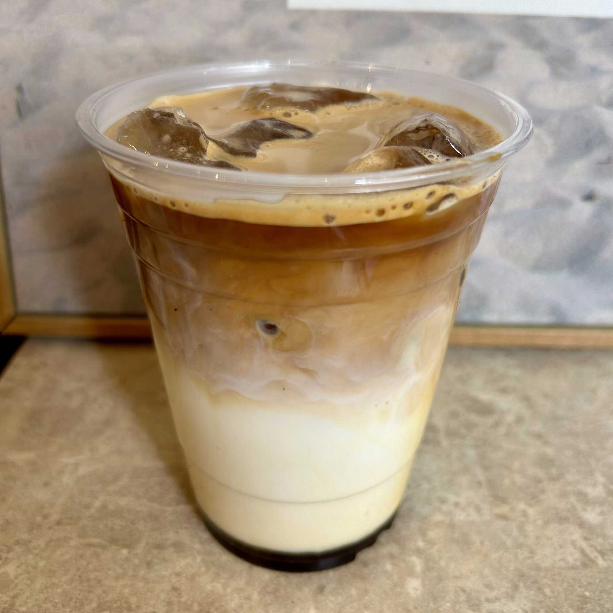 Latte en las Rocas 16oz