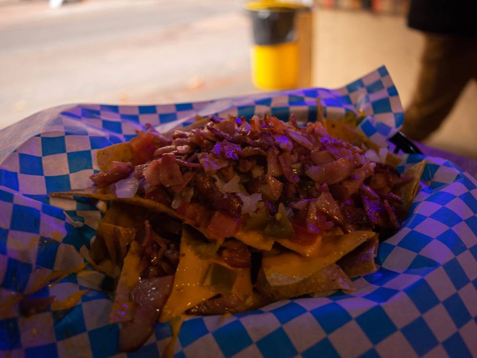 Nachos con Tocino