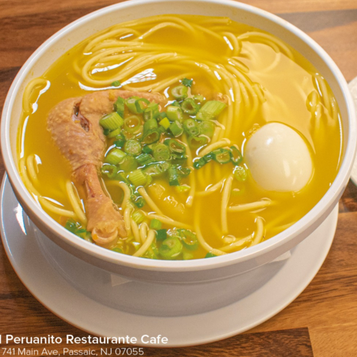 Caldo de Gallina Solo Domingo