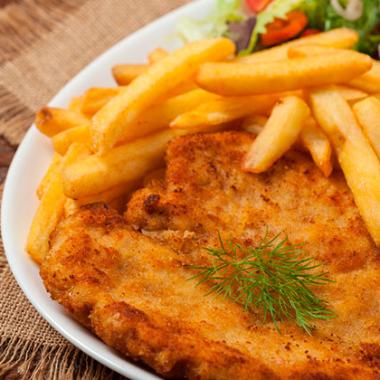 Pechuga de Pollo Rellena con Guarnicion de Papas