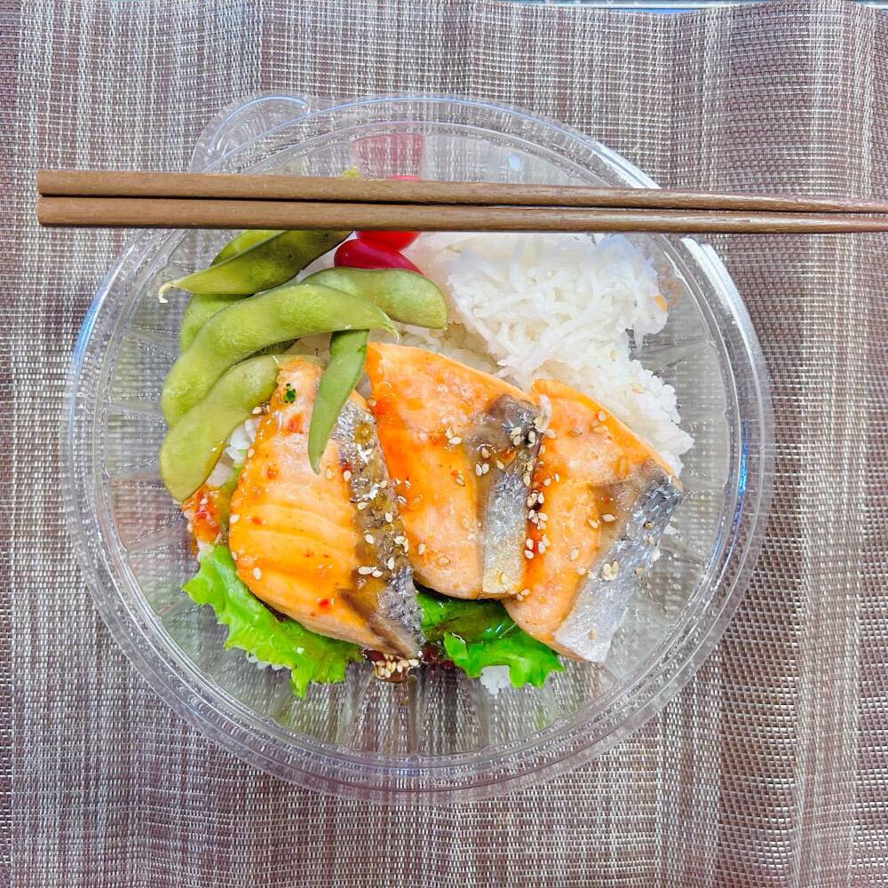 Donburi de salmon