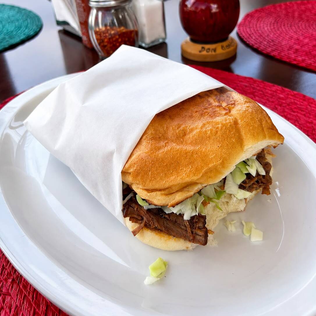 Torta de Birria