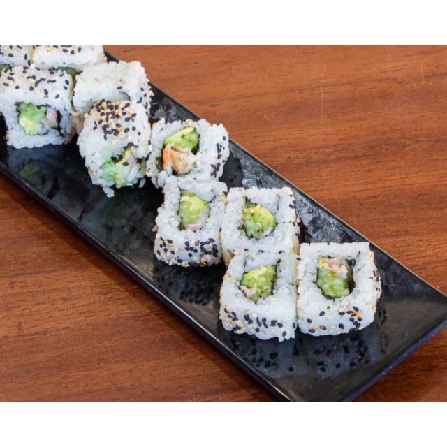 Nacional Roll - Camarón con Aguacate