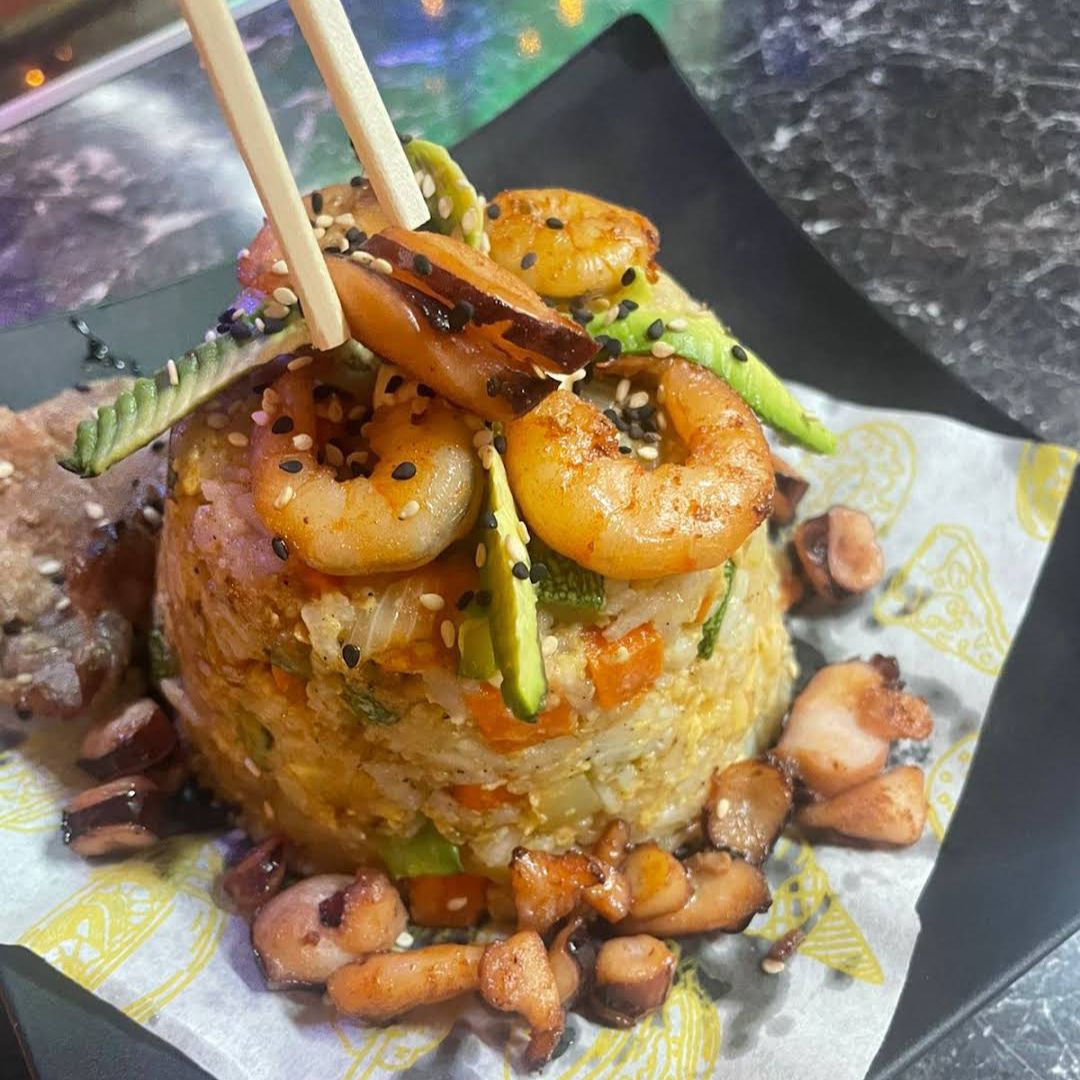 Yakimeshi cielo mar y tierra