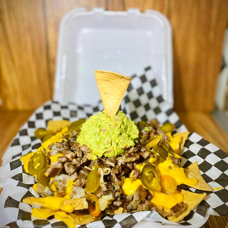 Nachos con carne asada