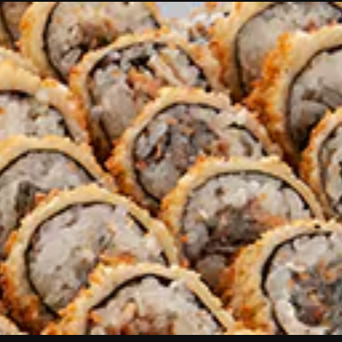 Nori, arroz temperado, pele de salmão, cream cheese e cebolinha. Produto empanado e frito na farinha panko.