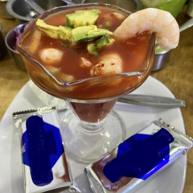 COCTEL DE CAMARÓN Y PULPO CHICO