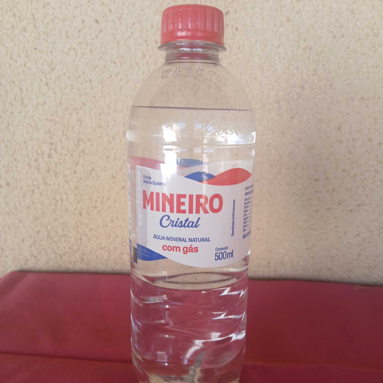 Geladinha e saborosa