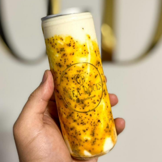Feito com sorvete cremoso e maracujá concentrado para um sabor marcante e refrescante. Textura leve, aroma intenso e finalização perfeita.