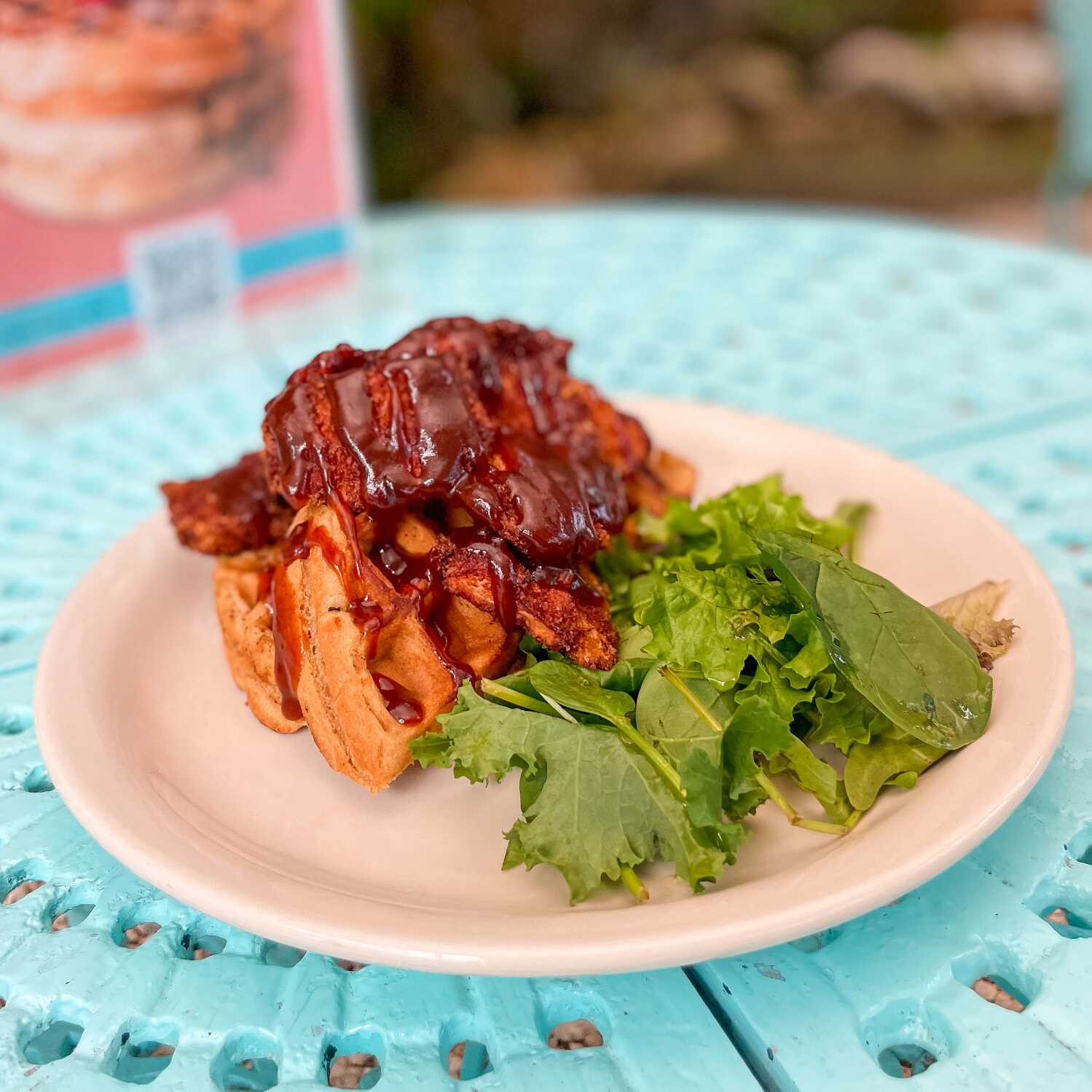 SPICY CHICKEN WAFFLE