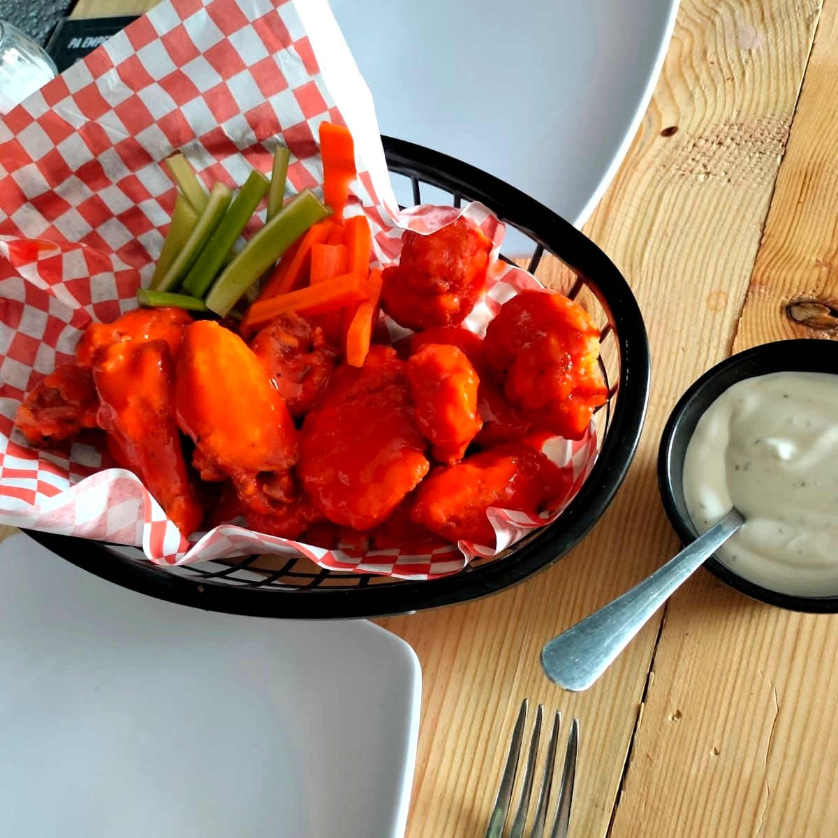 1 Orden de Boneless 12 Piezas bbq y búfalo