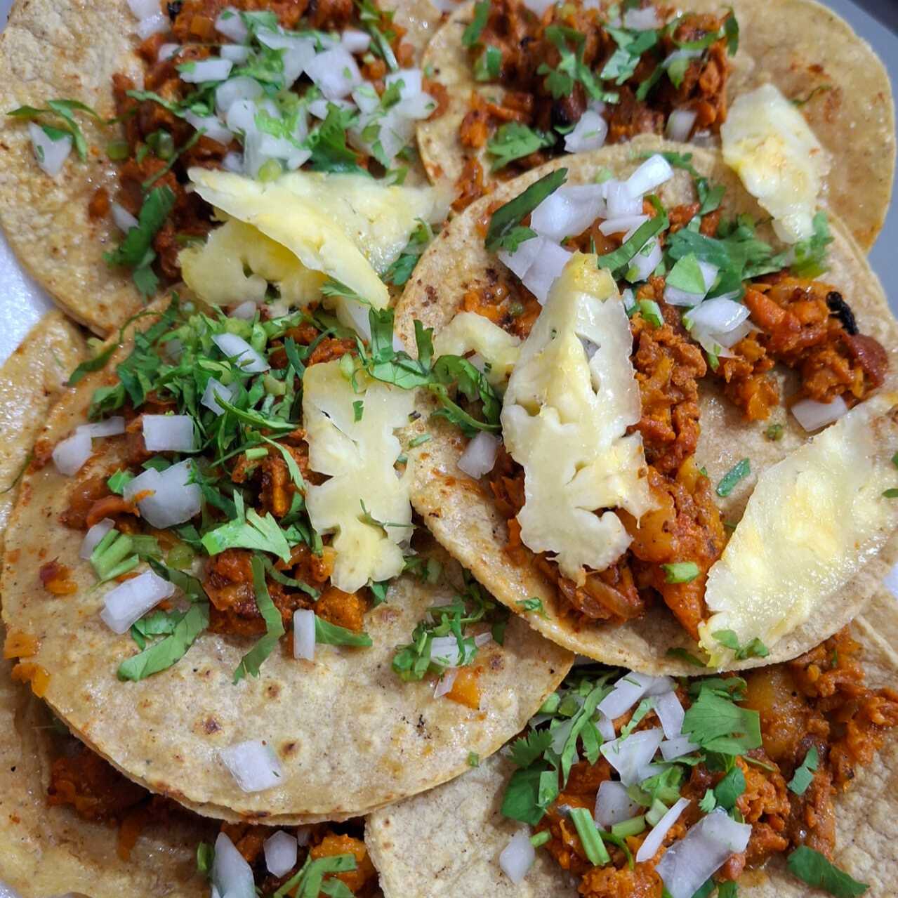 TACOS AL PASTOR 2X1