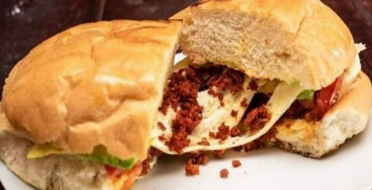 Torta de Longaniza con Quesillo