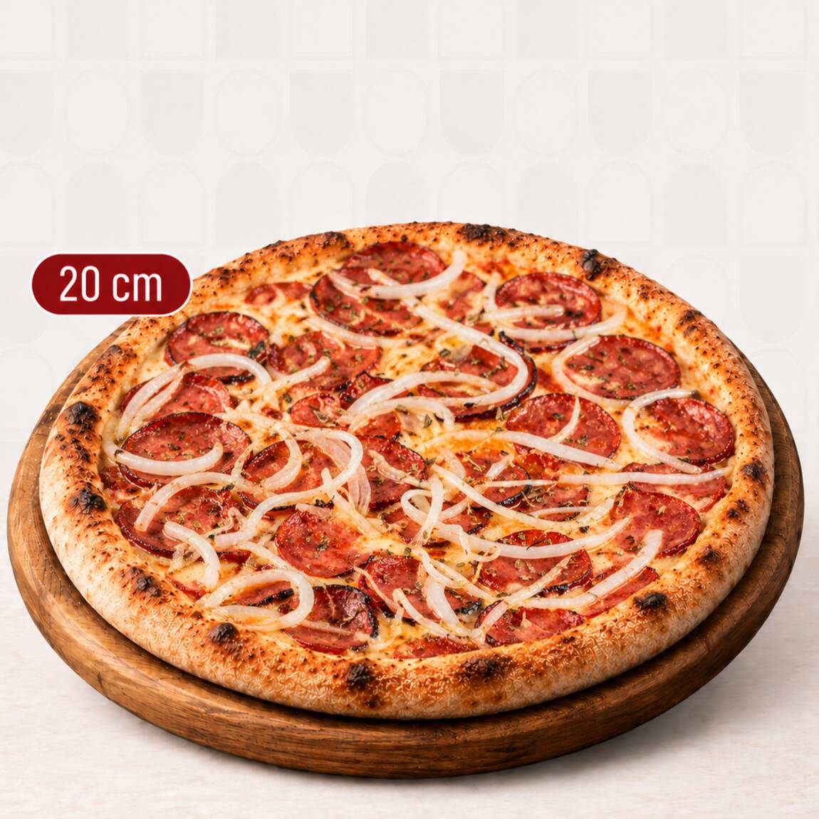 Ideal para matar aquela vontade de pizza, rápida e na medida! Pizza brotinho (20cm) sabor calabresa com muçarela. Massa leve de longa fermentação, molho artesanal, queijo muçarela, calabresa fatiada, cebola e orégano. Para preservar a integridade dos ingredientes, a pizza brotinho não vai cortada.