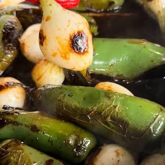CEBOLLAS Y CHILES TOREADOS