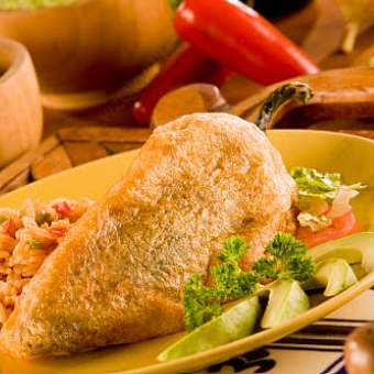 🧡🌶️Chile Relleno Carne +2 Guarniciones
