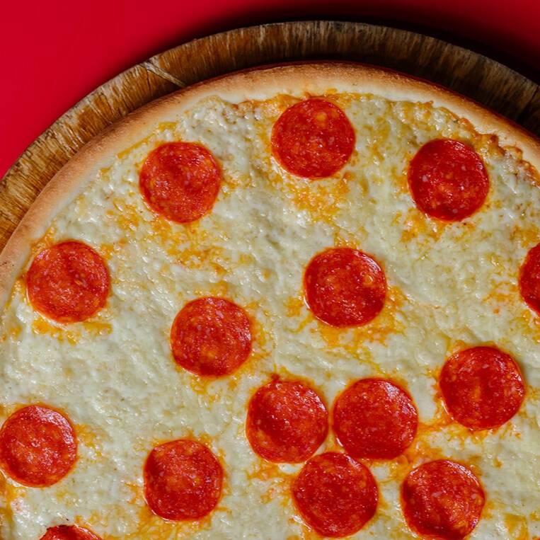 Pizza Pepperoni Clásica 🍕