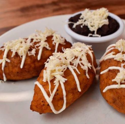 Platanos rellenos