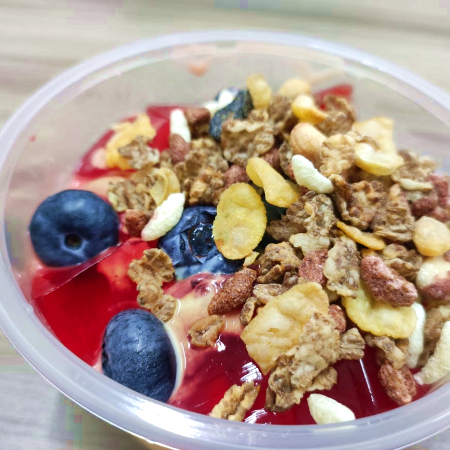 Ensalada de Frutas con Granola Mediana