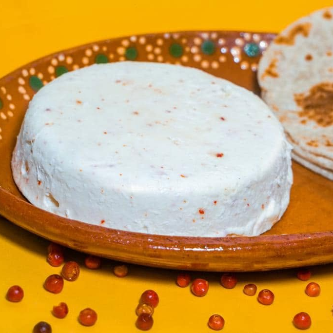 Queso Cocido Chiltepin