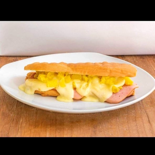 Sándwich Hawaiano