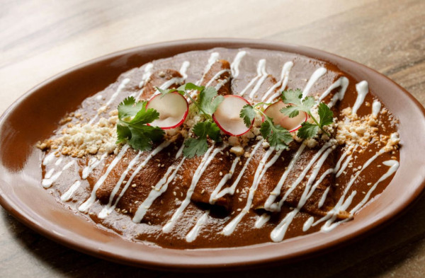 Enchiladas de mole