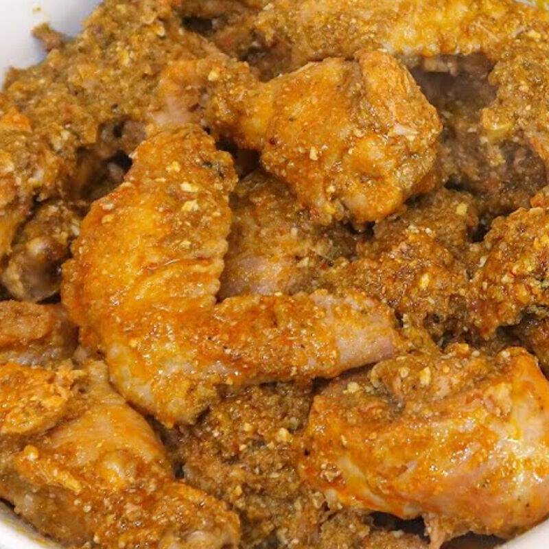 VATAPÁ , CARURU, FEIJÃO FRADINHO , ARROZ E BANANA