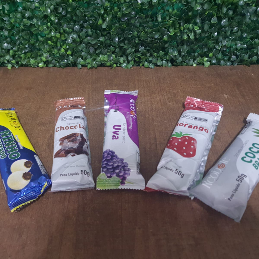 2 Chocolate, 2 Morango, 2 Leite Condensado, 2 Uva e 2 Coco.