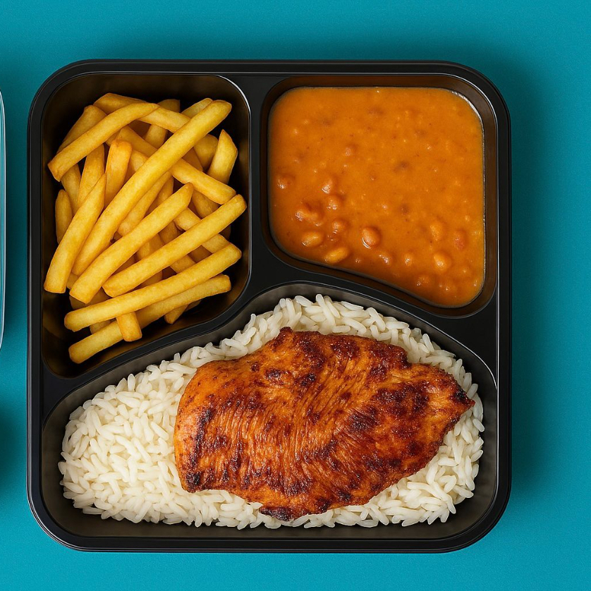 Delicie-se com nosso Marmitex com Filé de Frango Grelhado, um prato cuidadosamente preparado para uma refeição individual satisfatória. Desfrute do arroz soltinho e do feijão temperado à perfeição. Acompanha uma farofa crocante que adiciona uma textura deliciosa à refeição. Para trazer frescor, incluímos uma salada mista de alface e tomate, regada com um vinagrete suavemente ácido. Além disso, não podemos esquecer das fritas douradas e crocantes, e do destaque do prato: o filé de frango grelhado, suculento e perfeitamente temperado. Um prato saboroso que certamente irá satisfazer o seu paladar.