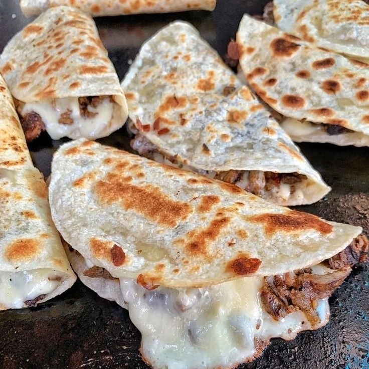 QUESADILLA ASADA