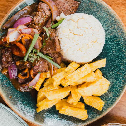 Lomo Saltado Nikkei